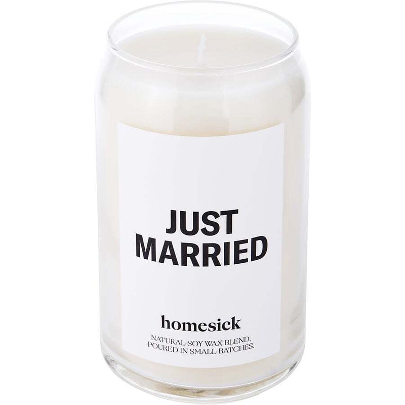 HOMESICK JUST MARRIED by Homesick (UNISEX) - SCENTED CANDLE 13.75 OZ